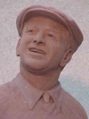 Golf sculptures, bronze sculpture of golfer, PGA Golf sculptures, commission golf award trophy, sports sculptures, bronze portrait golf statues, portrait monumental sculptures of golfers, tabletop golf statues, sculptures of playing golf, lifesize golf player statues for golf courses, Bobby Jones portrait sculpture, young golfer bronze statue, commission a golf sculpture